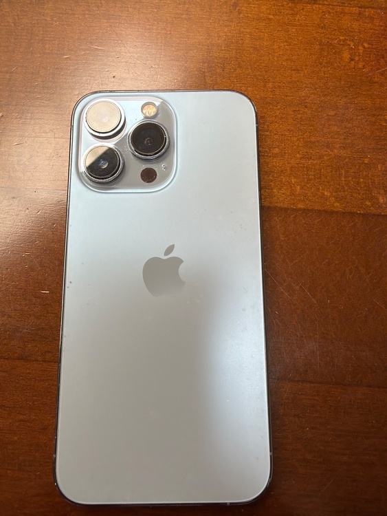 iPhone iPhone 13 Pro 256GB docomo（スマホ）の商品画像 - 査定依頼日：2026年5月28日 - 最高査定価格：48,000円