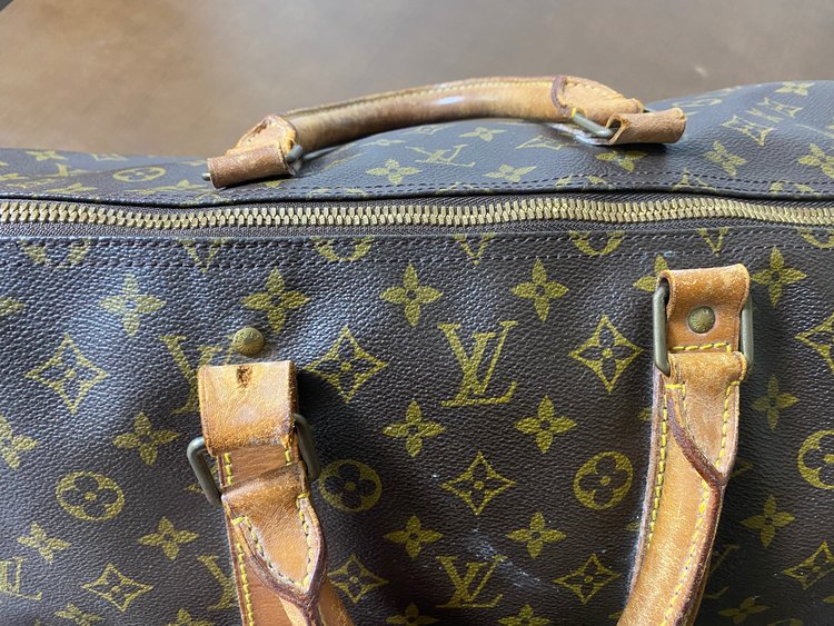 キーポル（ブランドバッグ）の商品画像 - 査定依頼日：2022年9月28日 - 最高査定価格：15,000円