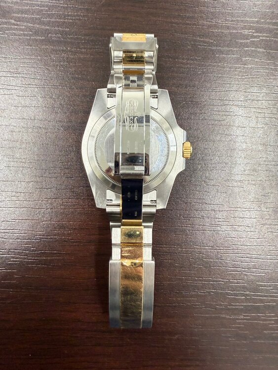 ロレックス サブマリーナー 116613LB（高級時計）の商品画像 - 査定依頼日：2025年2月20日 - 最高査定価格：1,850,000円