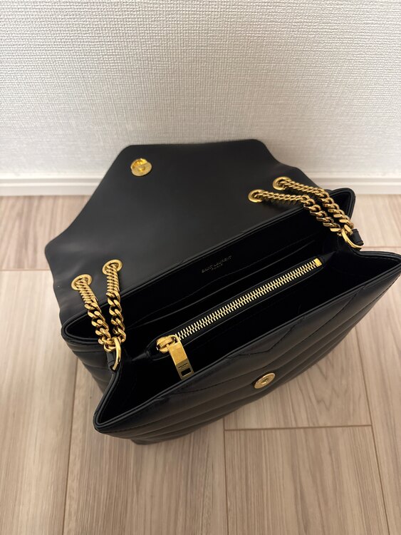 イブサンローラン  （ブランドバッグ）の商品画像 - 査定依頼日：2025年5月3日 - 最高査定価格：200,000円