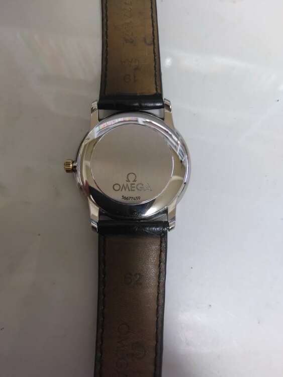 オメガ デ･ビル 4620.31（高級時計）の商品画像 - 査定依頼日：2025年5月10日 - 最高査定価格：250,000円