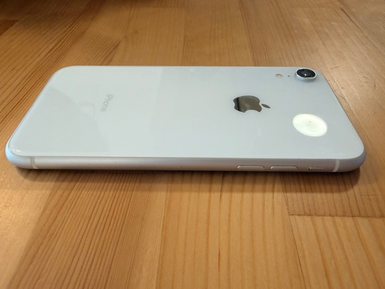 iPhone XR 128G（スマホ）の商品画像 - 査定依頼日：2026年9月17日 - 最高査定価格：10,000円
