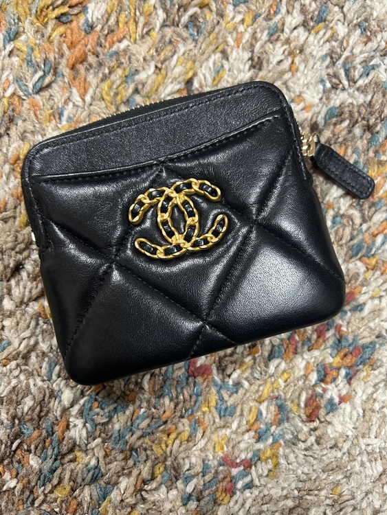 コインパース（ブランド財布・小物）の商品画像 - 査定依頼日：2025年8月28日 - 最高査定価格：30,000円