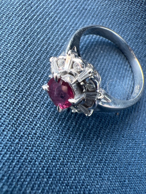 指輪（宝石）の商品画像 - 査定依頼日：2025年11月20日 - 最高査定価格：150,000円