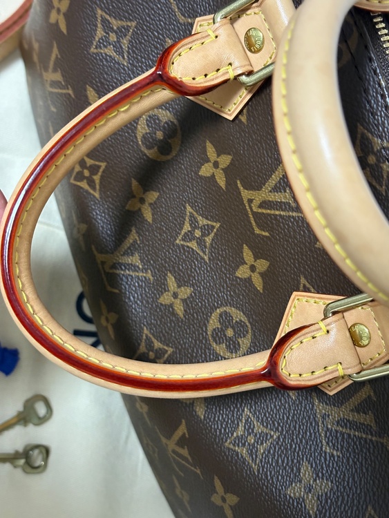 M411113（ブランドバッグ）の商品画像 - 査定依頼日：2026年4月6日 - 最高査定価格：192,000円