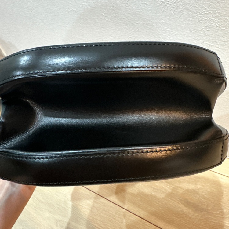ロエベハンドバッグ（ブランドバッグ）の商品画像 - 査定依頼日：2025年10月6日 - 最高査定価格：100,000円