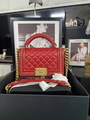 美品 24番代 ボーイシャネル25 キャビアスキン（ブランドバッグ）の商品画像 - 査定依頼日：2024年10月22日 - 最高査定価格：400,000円