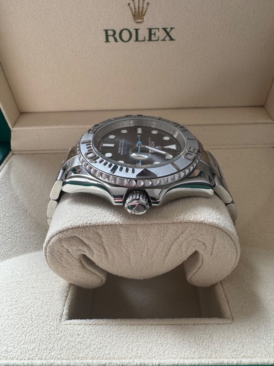 ロレックス ヨットマスター （高級時計）の商品画像 - 査定依頼日：2026年3月2日 - 最高査定価格：2,600,000円