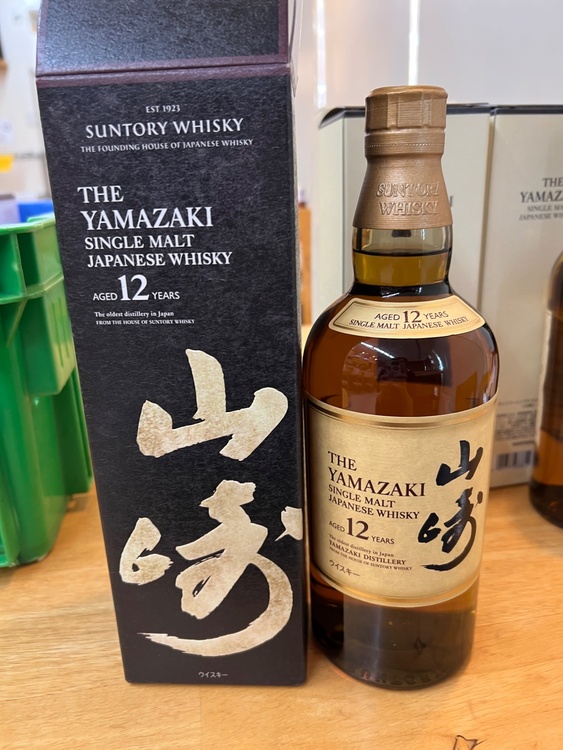 山崎　シングルモルト　12年（お酒）の商品画像 - 査定依頼日：2026年10月10日 - 最高査定価格：20,000円