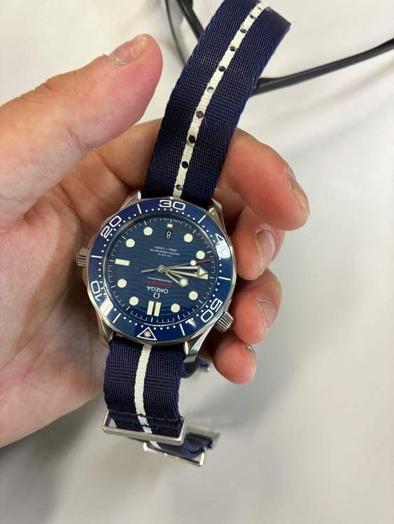 オメガ シーマスター オメガ 210.32.42.20.03.001 　保証書等ふぞくひ全部あり（高級時計）の商品画像 - 査定依頼日：2026年1月6日 - 最高査定価格：500,000円