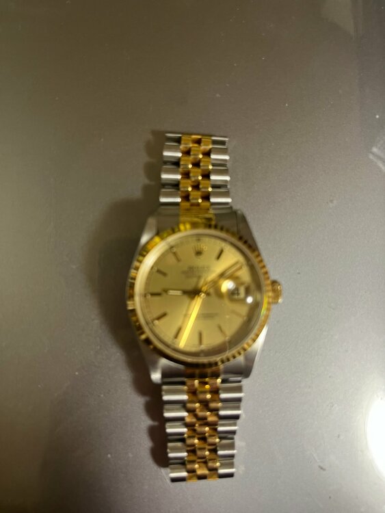 ロレックス パーペチュアルデイト （高級時計）の商品画像 - 査定依頼日：2025年12月11日 - 最高査定価格：800,000円