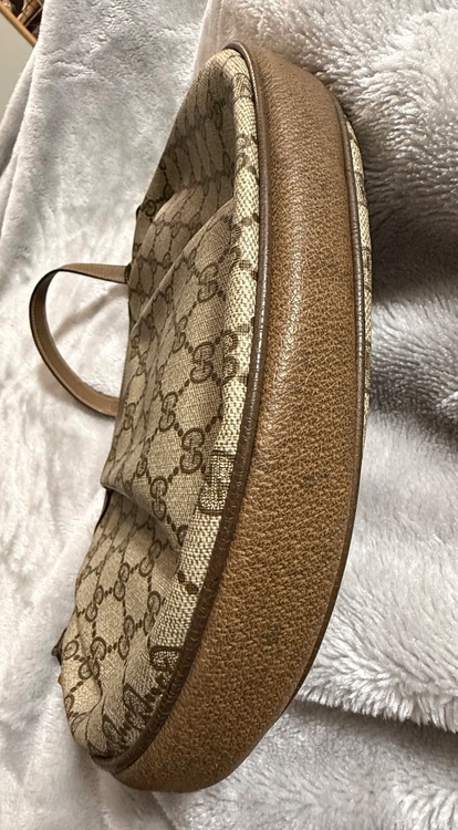 グッチ  （ブランドバッグ）の商品画像 - 査定依頼日：2026年2月25日 - 最高査定価格：7,000円