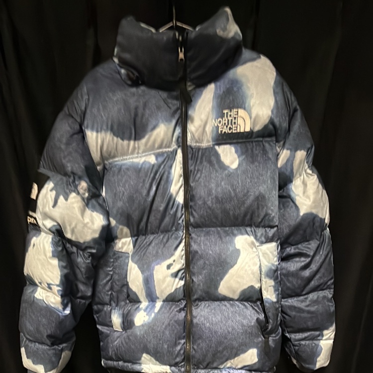 Supreme x The North Face Bleached Denim（古着・ファッション）の商品画像 - 査定依頼日：2026年8月11日 - 最高査定価格：50,000円