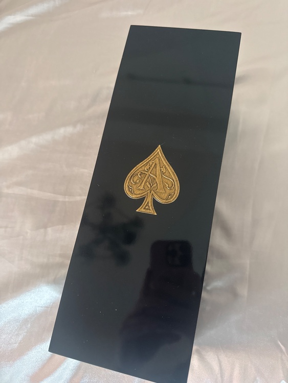 アルマンドゴールド（お酒）の商品画像 - 査定依頼日：2026年3月27日 - 最高査定価格：28,000円