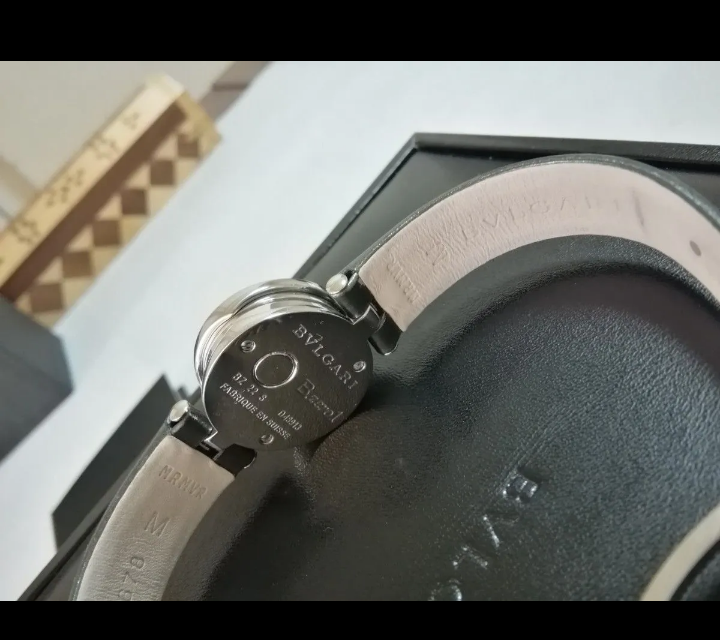 BVLGARI　ビーゼロワン　ブルーシェルダイヤモンド（高級時計）の商品画像 - 査定依頼日：2025年1月23日 - 最高査定価格：40,000円