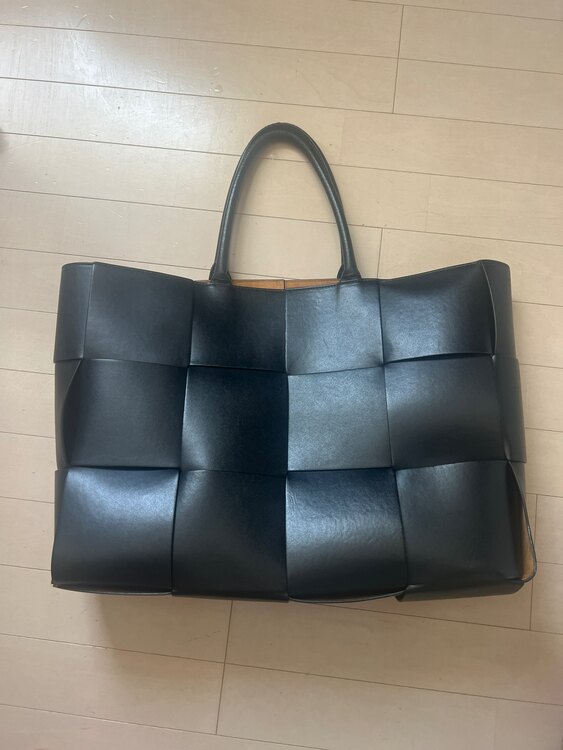 ボッテガ・ヴェネタ  （ブランドバッグ）の商品画像 - 査定依頼日：2025年5月8日 - 最高査定価格：165,000円