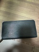 エピ　ウオレット（ブランド財布・小物）の商品画像 - 査定依頼日：2024年12月25日 - 最高査定価格：10,500円
