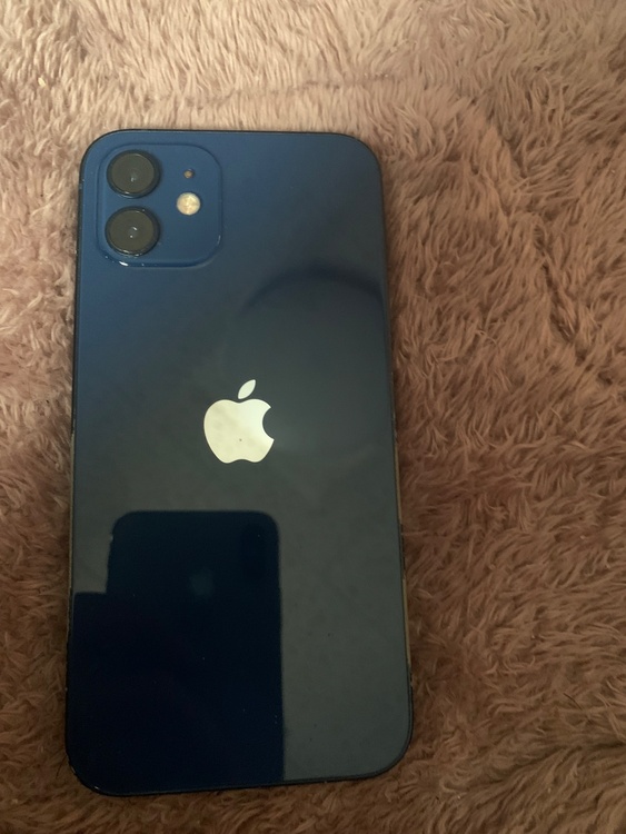 iPhone iPhone 12 128GB SIMフリー（スマホ）の商品画像 - 査定依頼日：2026年5月29日 - 最高査定価格：11,000円