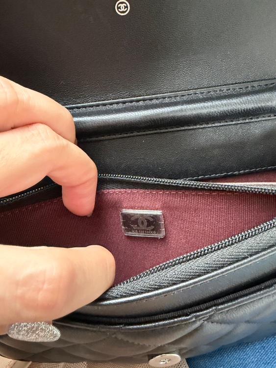 クラシックチェーンウォレット（ブランドバッグ）の商品画像 - 査定依頼日：2025年9月22日 - 最高査定価格：370,000円