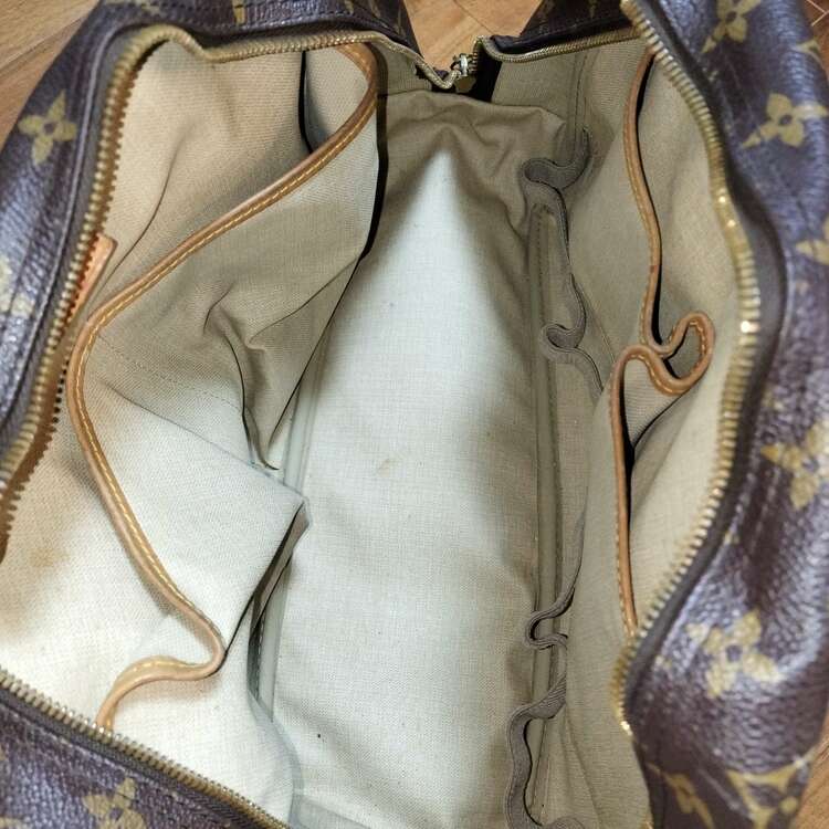 ドーヴィル　VL1907（ブランドバッグ）の商品画像 - 査定依頼日：2025年3月3日 - 最高査定価格：50,000円