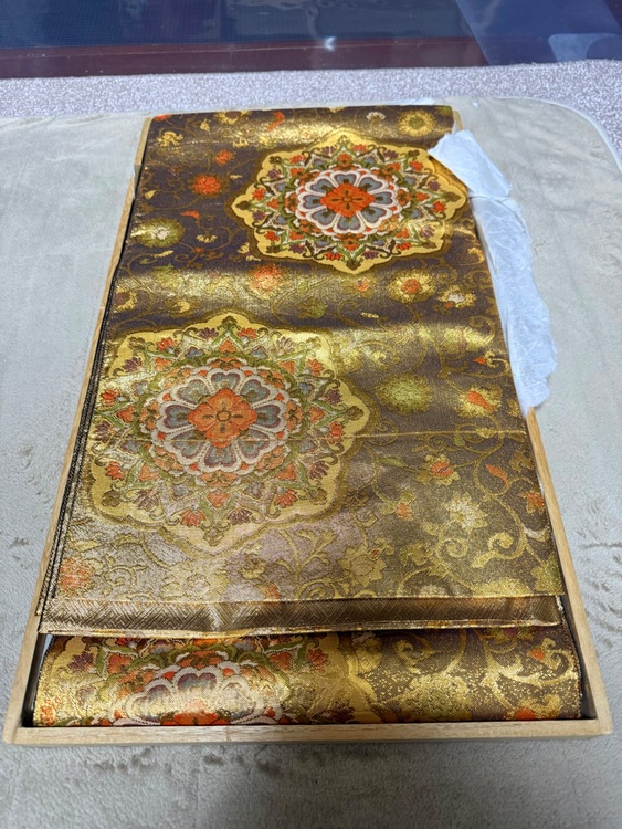 振袖、帯、バック、草履（着物）の商品画像 - 査定依頼日：2025年11月25日 - 最高査定価格：2,000円