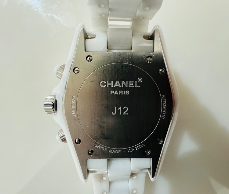 シャネル J12 h200（高級時計）の商品画像 - 査定依頼日：2026年3月17日 - 最高査定価格：500,000円