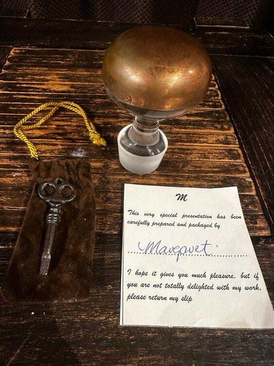 ウイスキー マッカラン （お酒）の商品画像 - 査定依頼日：2025年5月28日 - 最高査定価格：2,000,000円