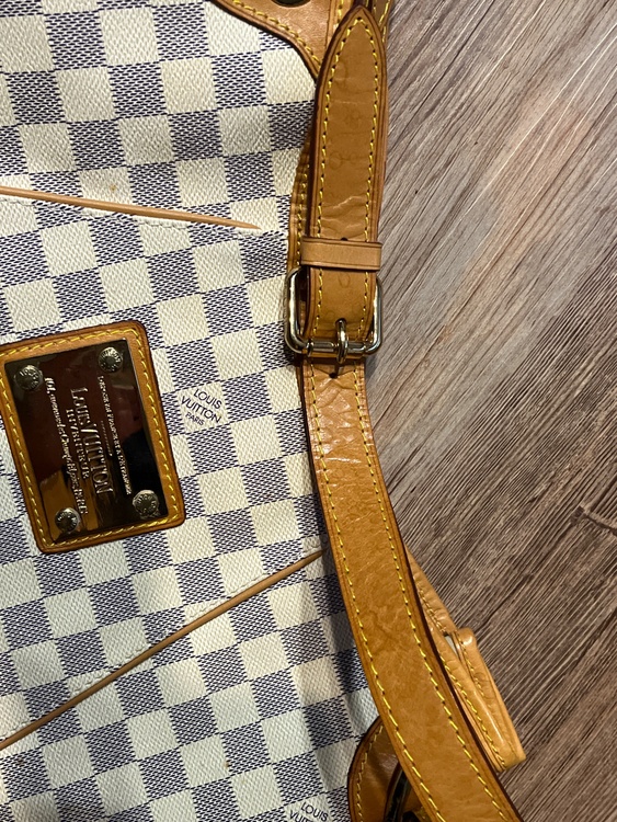 ショルダーばつく（ブランドバッグ）の商品画像 - 査定依頼日：2026年3月3日 - 最高査定価格：100,000円