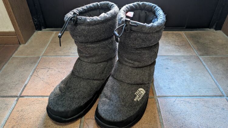 ノースフェイス ブーツ（古着・ファッション）の商品画像 - 査定依頼日：2025年11月24日 - 最高査定価格：1,200円