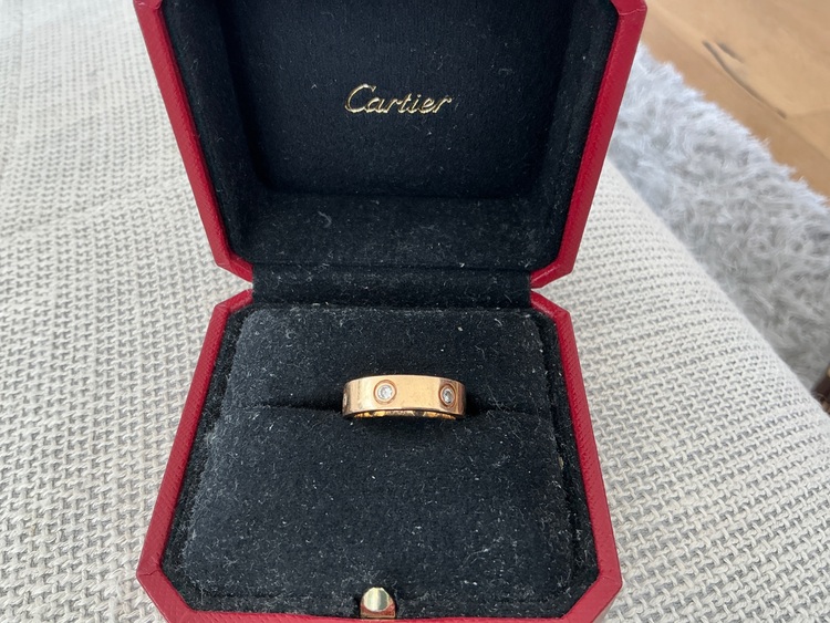 カルティエラブリング（金・貴金属）の商品画像 - 査定依頼日：2025年7月16日 - 最高査定価格：150,000円