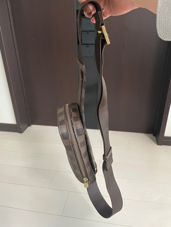 ショルダーバッグ（ブランドバッグ）の商品画像 - 査定依頼日：2025年4月3日 - 最高査定価格：70,000円