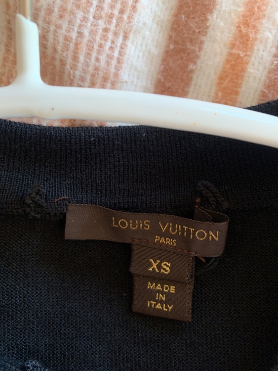 半袖ニット（古着・ファッション）の商品画像 - 査定依頼日：2025年11月3日 - 最高査定価格：20,000円