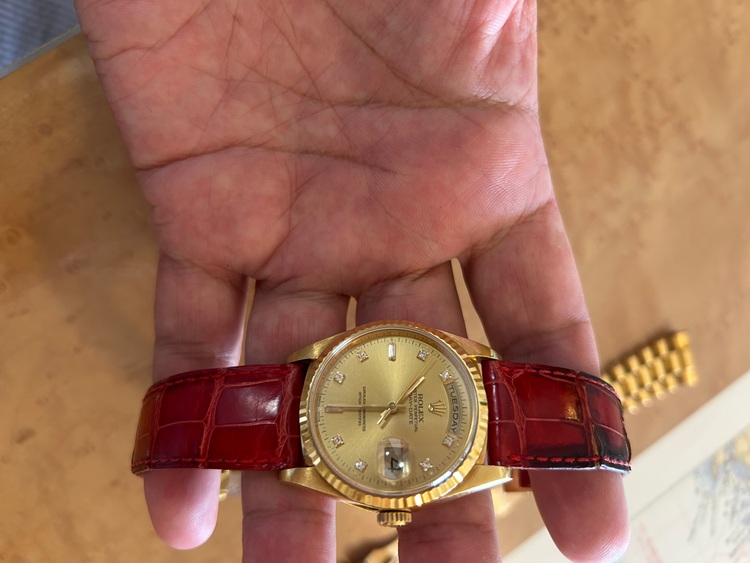 ローレックスデイデイト（高級時計）の商品画像 - 査定依頼日：2025年8月5日 - 最高査定価格：2,500,000円