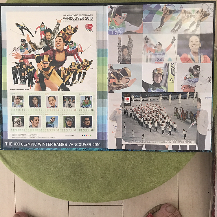 バンクバーオリンピック代表選手団記念切手と浅田真央 10年間の軌跡記念切手（切手）の商品画像 - 査定依頼日：2020年3月21日 - 最高査定価格：560円