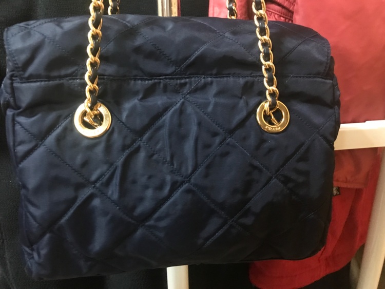 グッチ  （ブランドバッグ）の商品画像 - 査定依頼日：2025年9月28日 - 最高査定価格：25,000円