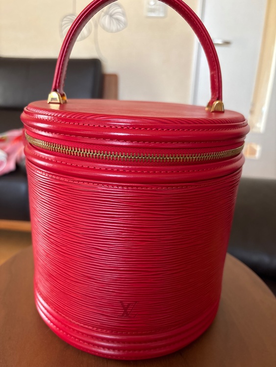 カンヌ（ブランドバッグ）の商品画像 - 査定依頼日：2025年8月24日 - 最高査定価格：25,000円