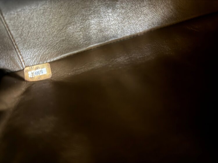 ショルダーバッグ（ブランドバッグ）の商品画像 - 査定依頼日：2025年1月15日 - 最高査定価格：160,000円