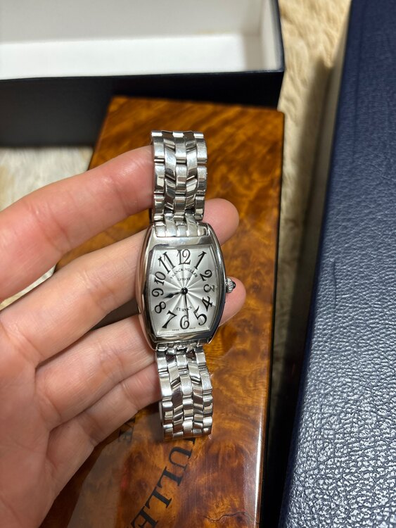 フランクミュラー トノウカーベックス （高級時計）の商品画像 - 査定依頼日：2025年4月23日 - 最高査定価格：220,000円