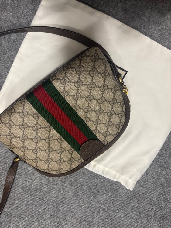 オフィディア〕スモール ショルダーバッグ（ブランドバッグ）の商品画像 - 査定依頼日：2026年1月14日 - 最高査定価格：105,000円