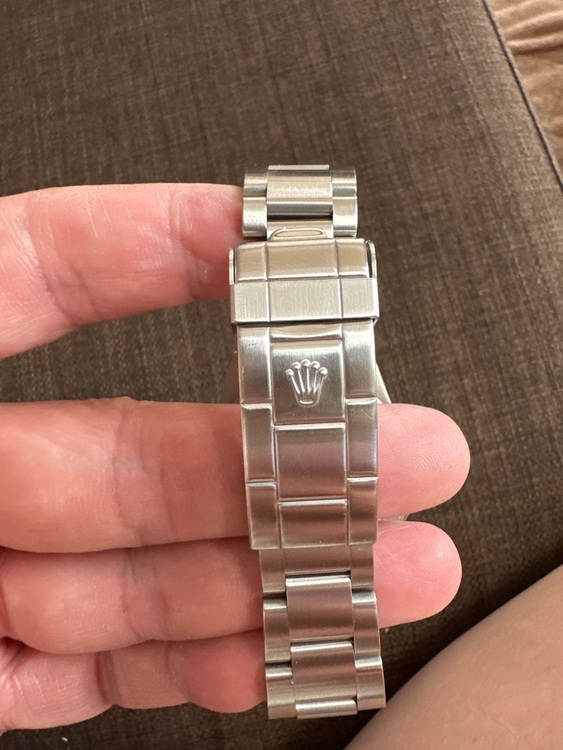 ロレックス サブマリーナー 16610Lv（高級時計）の商品画像 - 査定依頼日：2025年9月23日 - 最高査定価格：2,000,000円