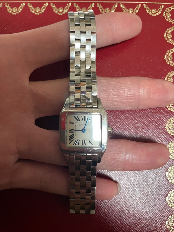 カルティエ サントス w51008Q（高級時計）の商品画像 - 査定依頼日：2025年11月8日 - 最高査定価格：400,000円