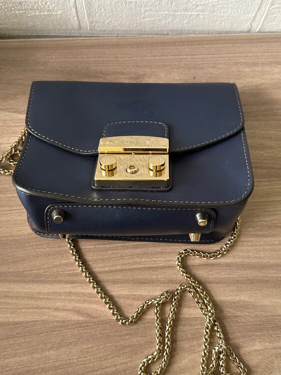 メトロポリタン（ブランドバッグ）の商品画像 - 査定依頼日：2025年5月16日 - 最高査定価格：1,500円