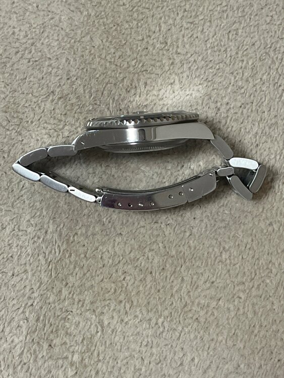 ロレックス サブマリーナー 1661（高級時計）の商品画像 - 査定依頼日：2025年3月13日 - 最高査定価格：1,300,000円