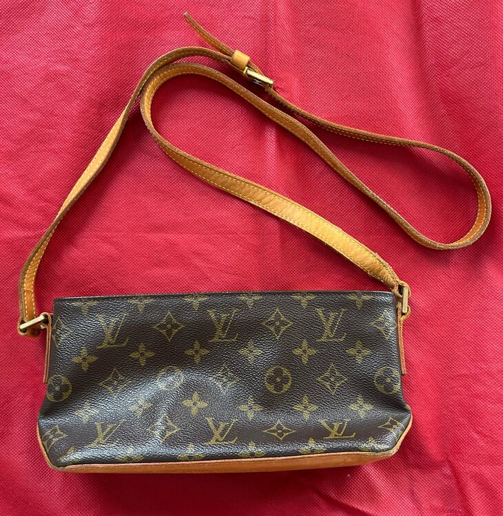 モノグラム（ブランドバッグ）の商品画像 - 査定依頼日：2024年12月30日 - 最高査定価格：26,000円