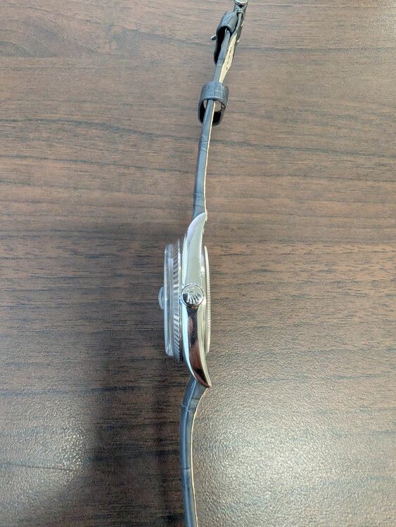 ロレックス デイデイト 1803/9（高級時計）の商品画像 - 査定依頼日：2025年11月18日 - 最高査定価格：1,600,000円