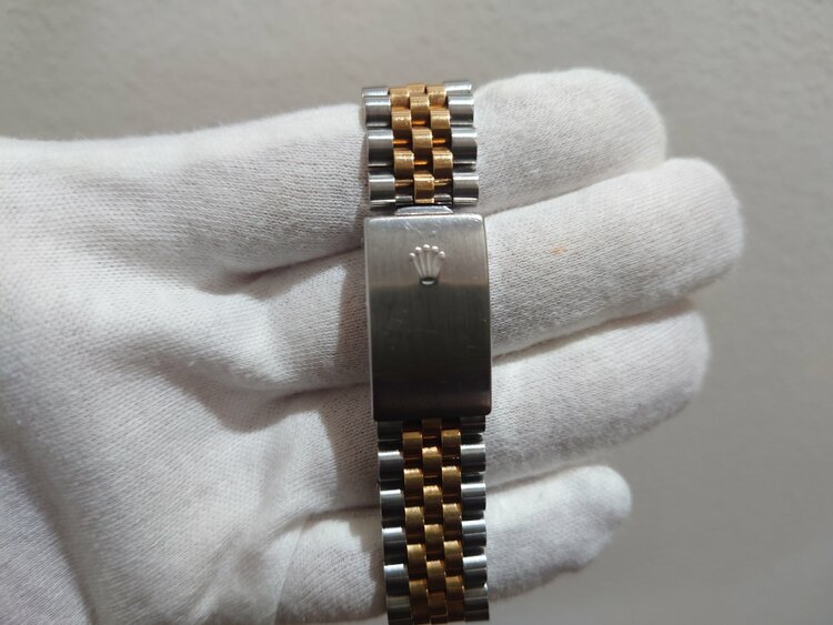 16233G（高級時計）の商品画像 - 査定依頼日：2026年1月22日 - 最高査定価格：1,100,000円