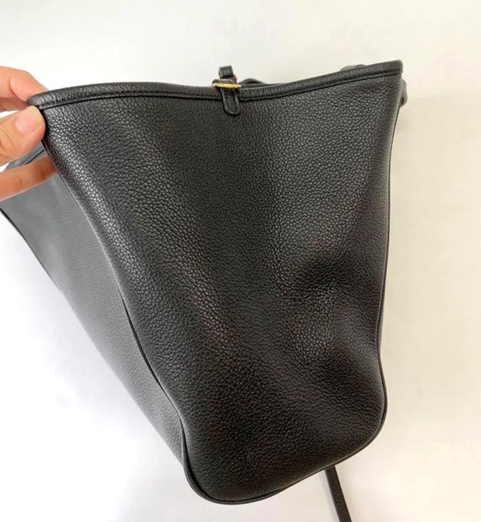 セリーヌ  （ブランドバッグ）の商品画像 - 査定依頼日：2025年9月9日 - 最高査定価格：40,000円