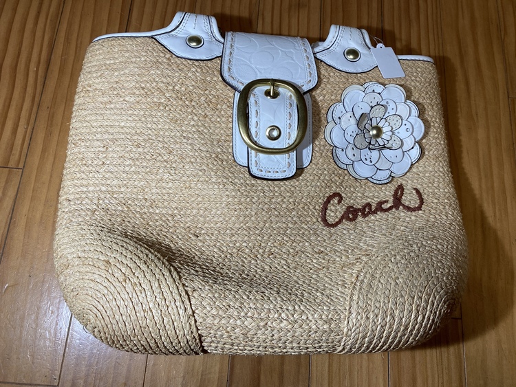 コーチ　バッグ47番（ブランドバッグ）の商品画像 - 査定依頼日：2020年8月12日 - 最高査定価格：500円