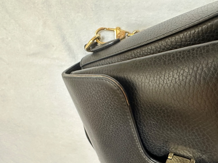 グッチ  （ブランドバッグ）の商品画像 - 査定依頼日：2025年9月26日 - 最高査定価格：40,000円