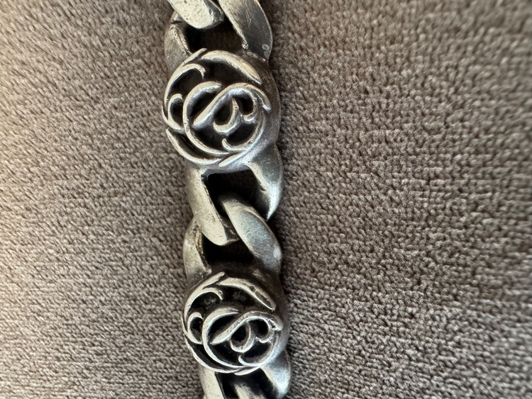 クロムハーツ　フローラルリンクオールドブレスレット　7リンク（古着・ファッション）の商品画像 - 査定依頼日：2026年1月20日 - 最高査定価格：250,000円